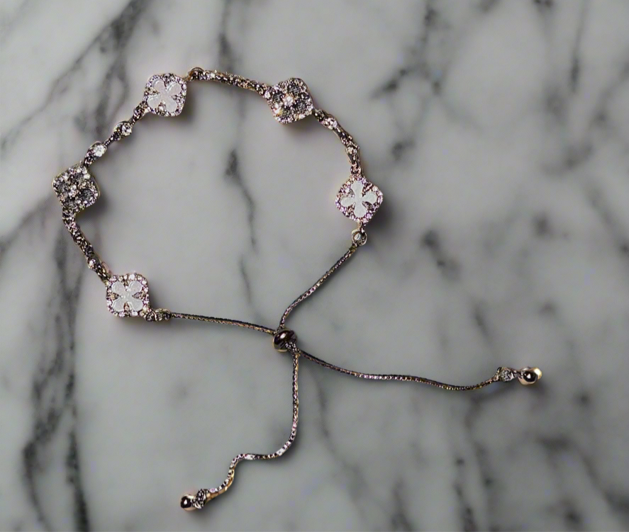 adjustable clover bracelet