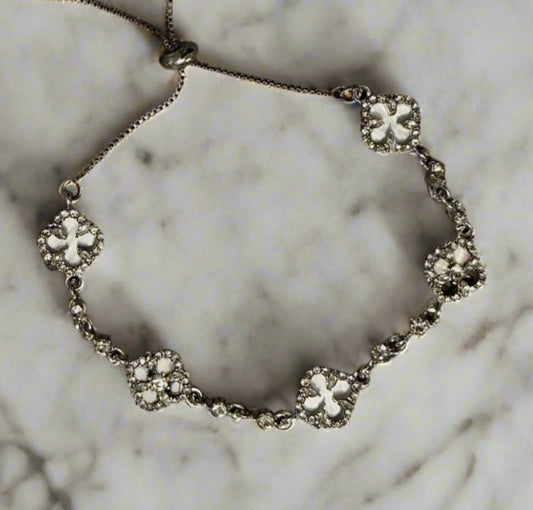 adjustable clover bracelet